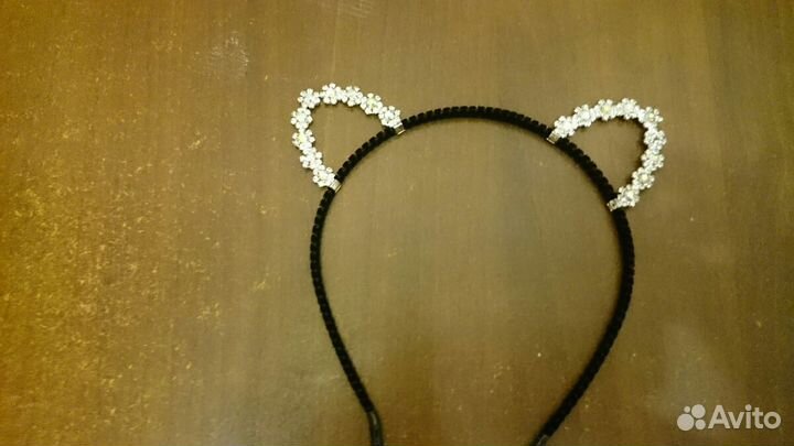 Продам диадемы со стразами. Ушки со стразами. Коро