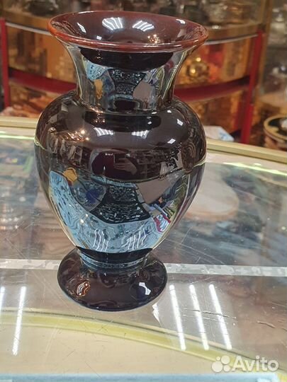 Глиняная вазочка