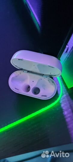 Оригинальный рабочий кейс от airpods 2