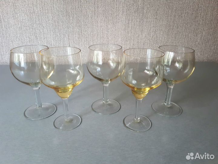 Фужеры СССР, цветное медовое стекло 3 и 2 шт