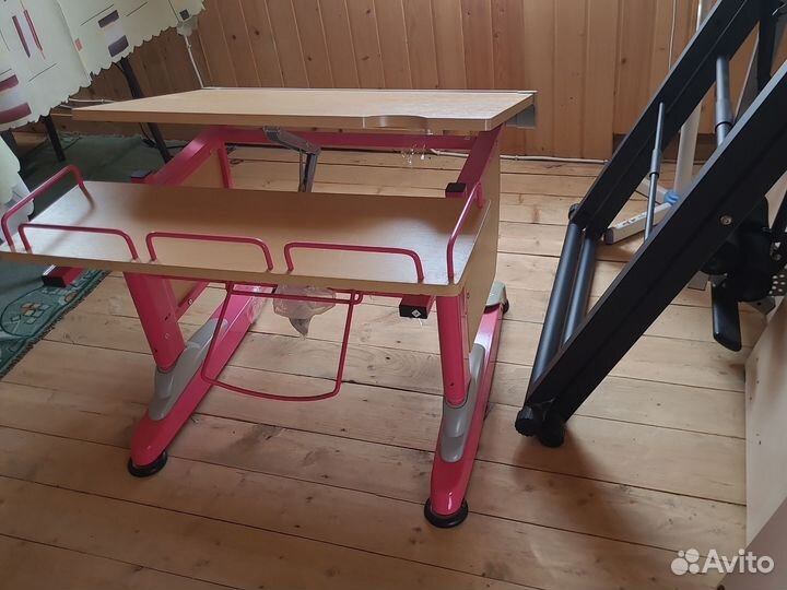 Детский стол парта