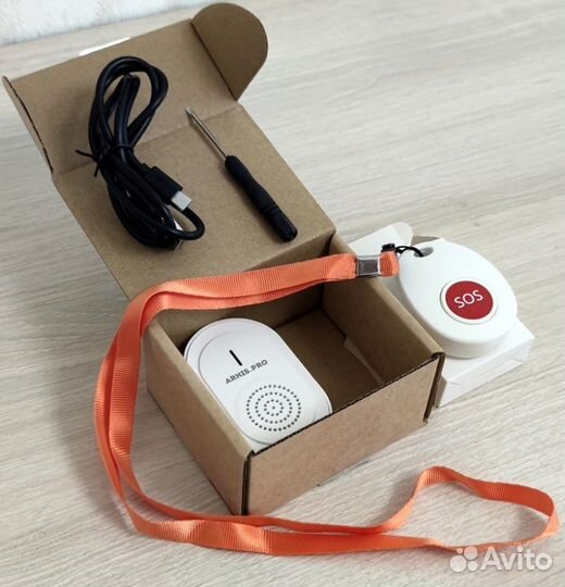 Кнопка вызова персонала и помощи инвалиду, пейджер