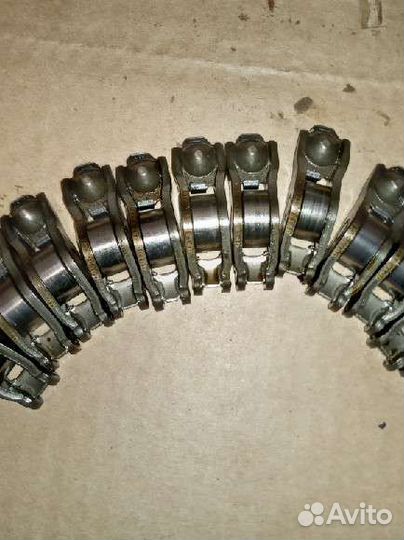 Рокер Б/У 06E109417E Ауди Фольксваген Шкода