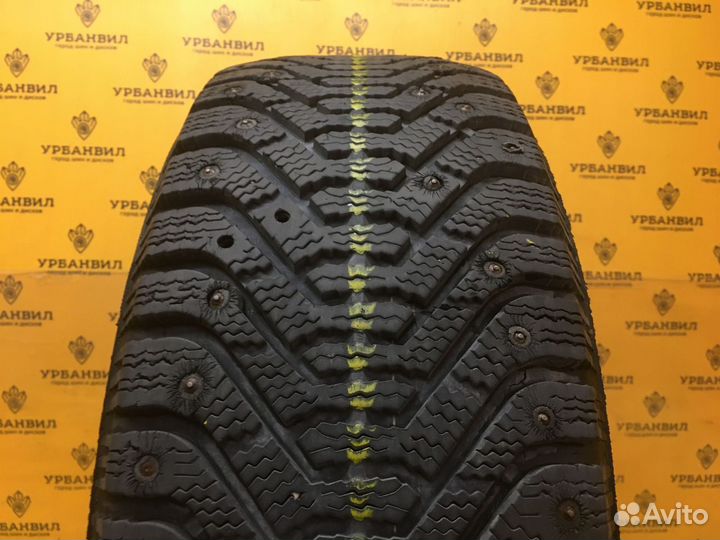 Goodyear UltraGrip 500 215/60 R16 99T