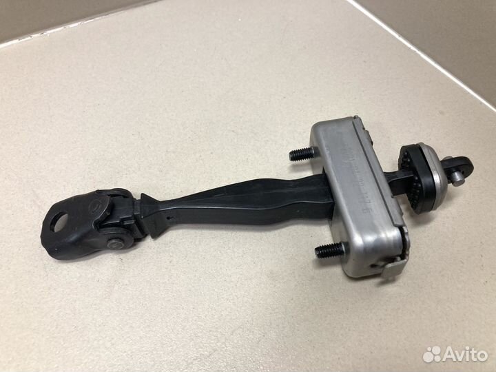 Ограничитель задней двери Chery Tiggo 4