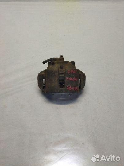 Суппорт задний правый Opel Omega B (1994-2004)