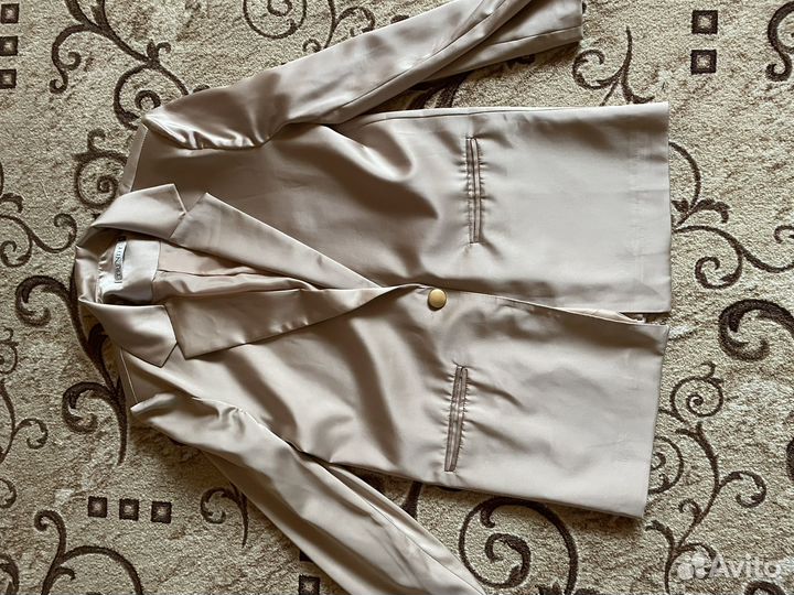 Костюм женский