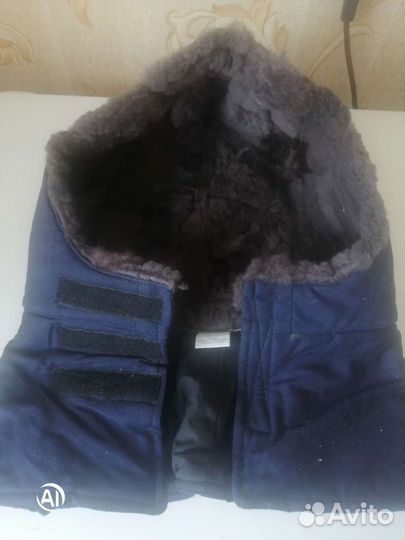 Рабочая спецодежда комбинезон и подшлемник меховой