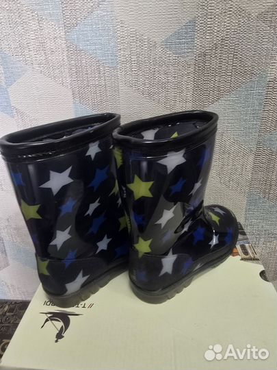 Резиновые сапоги