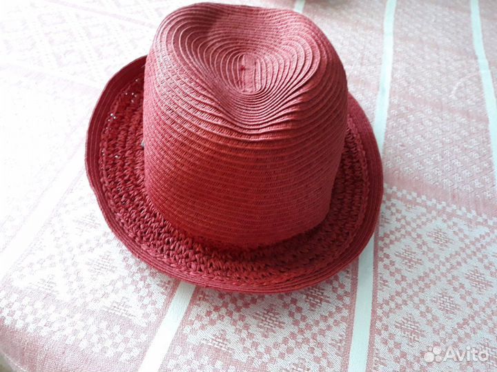 Женская шляпка