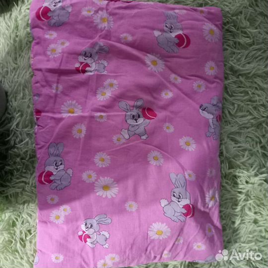 Детская подушка и одеяла