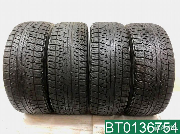 Bridgestone Blizzak Revo GZ 235/45 R17 94Q