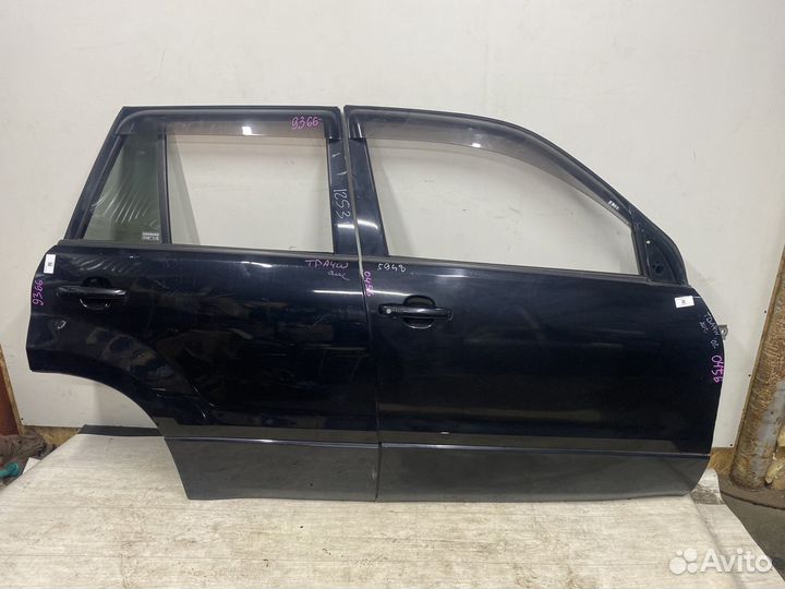 Дверь Suzuki Grand Vitara