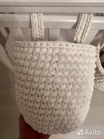 Органайзер вязаный для кровати