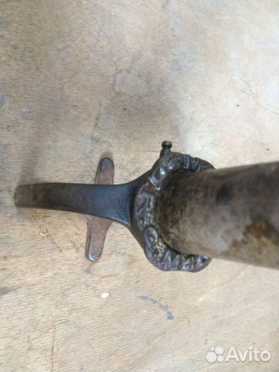 Старый насос