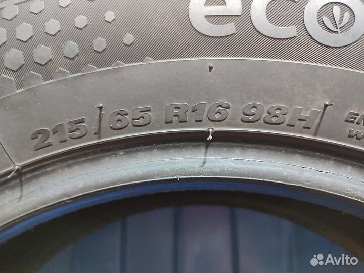 Kumho Ecowing ES31 215/65 R16