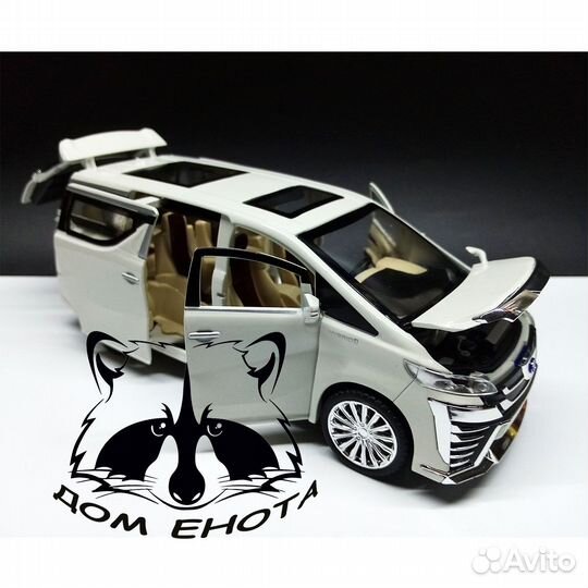Машинка Toyota Vellfire модель 1:24 Тойота Велфайр