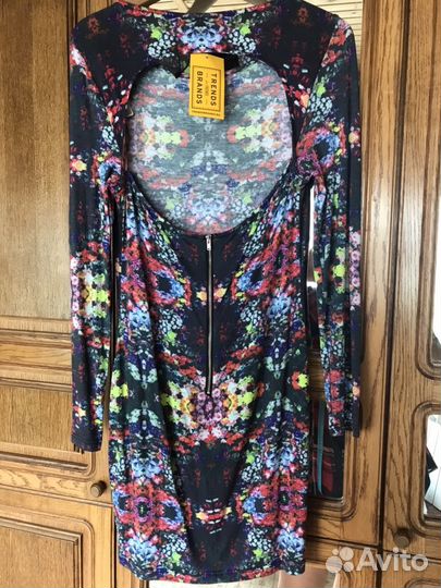 Платье новое яркое трикотажное