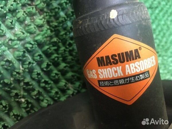 Амортизатор передний Toyota Yaris P10 1szfe