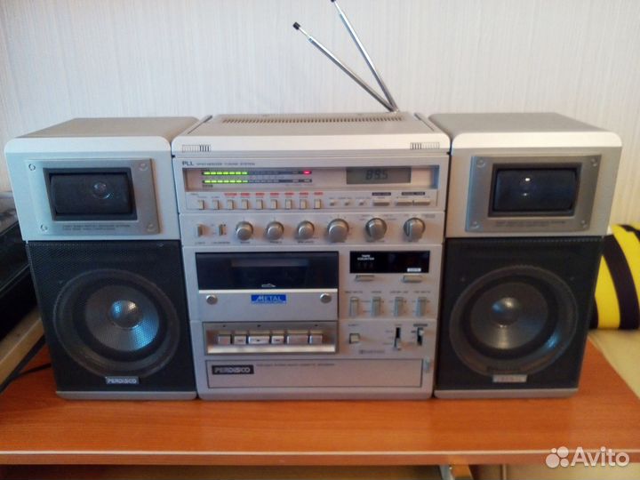 Hitachi TRK-9900, отличное состояние