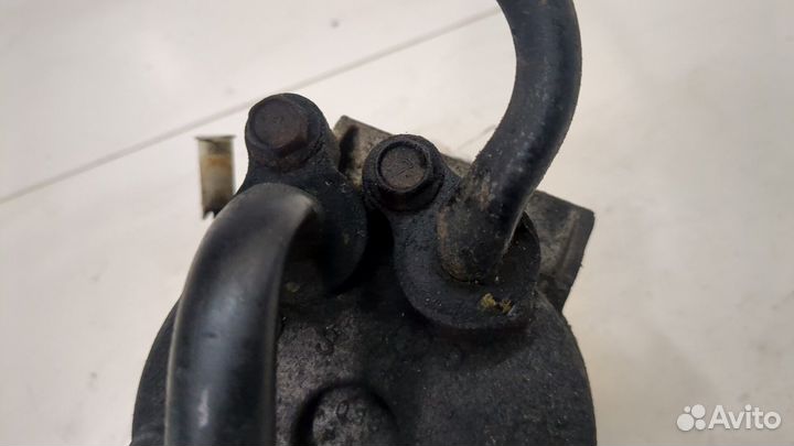 Компрессор кондиционера Volvo V70, 2002