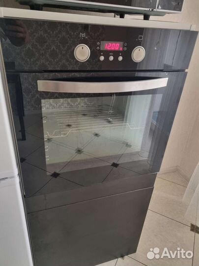 Встраиваемый духовой шкаф Hansa