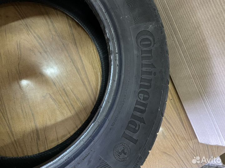 Continental ContiPremiumContact 5 215/60 R16 95H