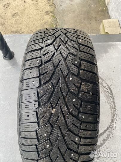 Gislaved NordFrost 100 225/55 R17