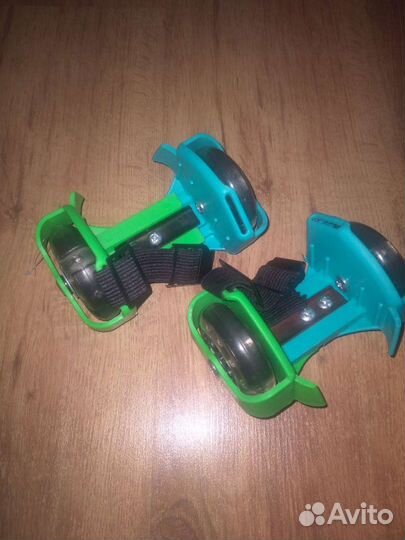 Насадки-ролики на ботинки новые