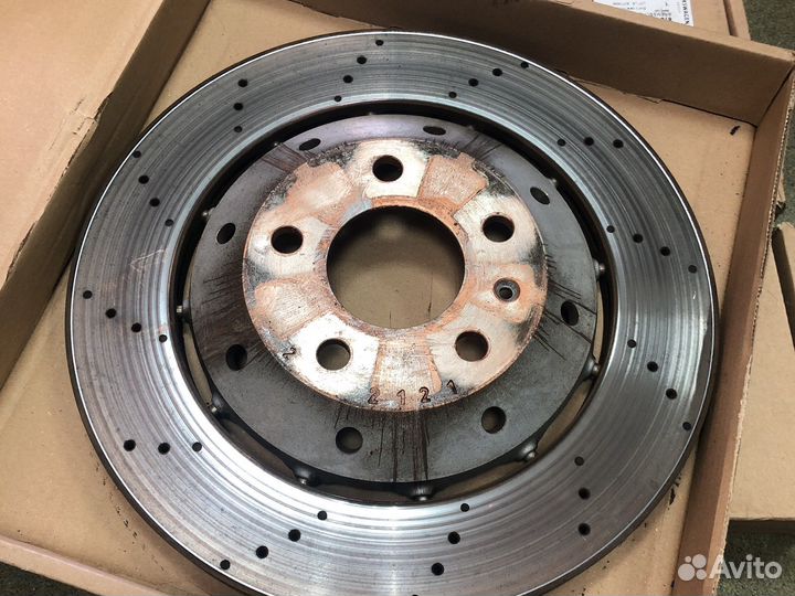 Диски тормозный задие Audi RS5