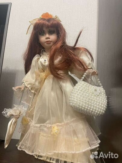 Кукла фарфоровая 45 см