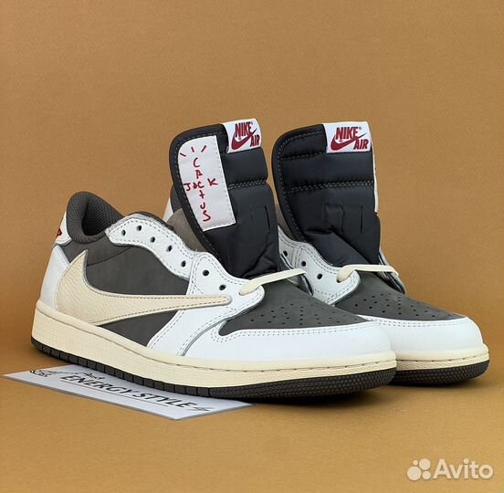 Кроссовки Travis Scott Air Jordan 1