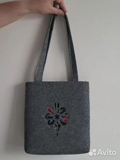 Сумка из фетра на плечо