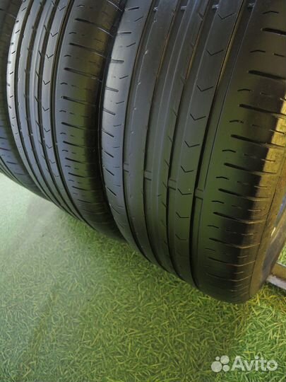 Continental ContiPremiumContact 5 215/60 R17