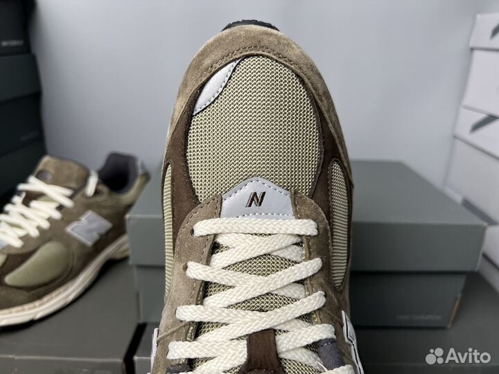 Оригинальные New Balance 2002R Olive Brown