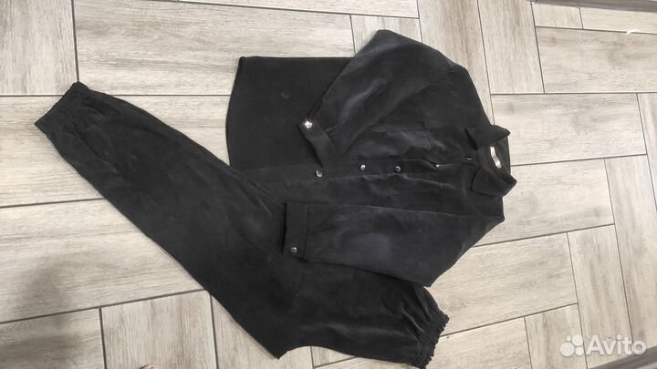 Костюм вельветовый