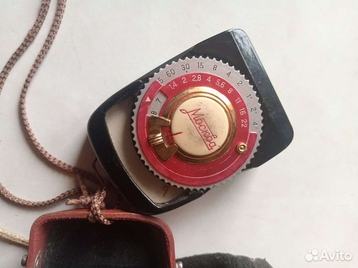 Фотоэкспонометр, экспонометр (лат. expono) —