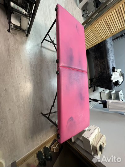 Кушетка для наращивания ресниц