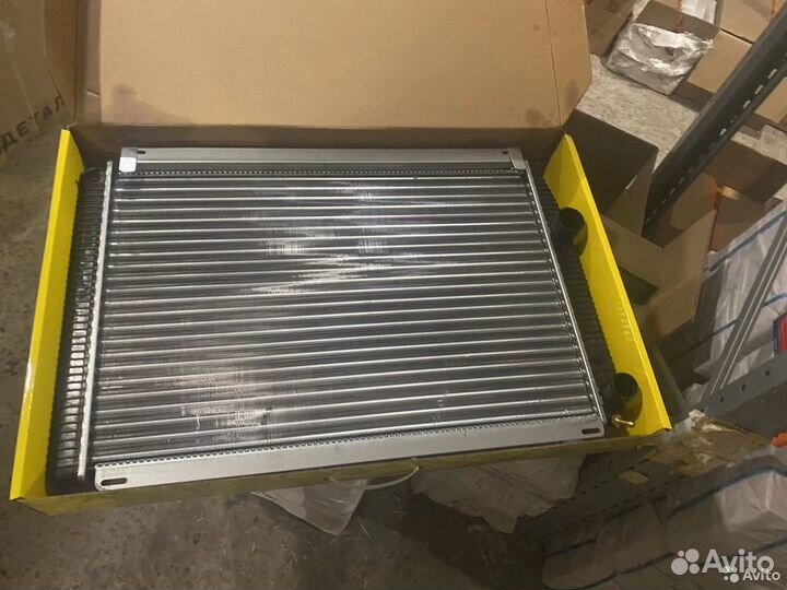 Радиатор охлаждения УАЗ 3160-3163