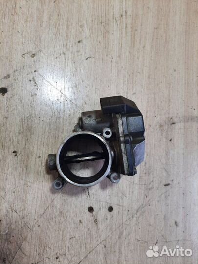 Дроссельная заслонка Volkswagen Transporter Т5 1