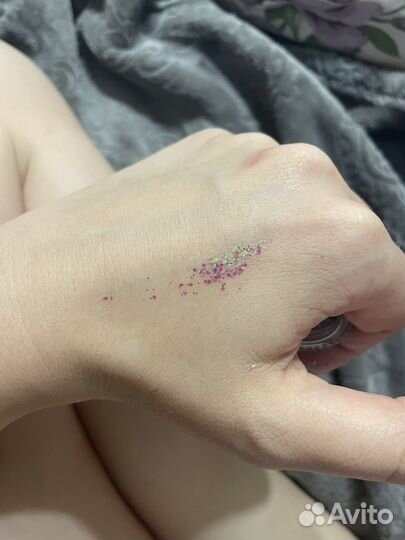 Тени для век