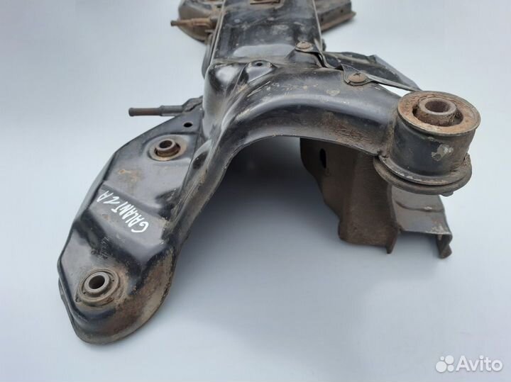 Подрамник Mitsubishi Galant 8