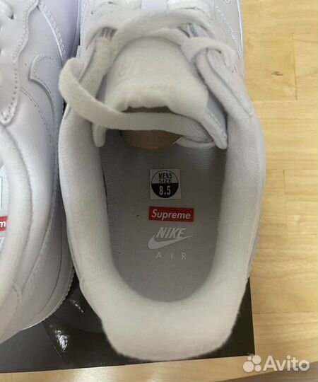 Supreme x Nike Air Force 1 Low White Box Logo