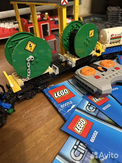 Lego city поезд 60052