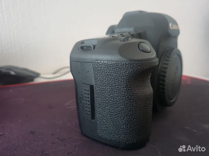 Фотоаппарат canon 5D mark II