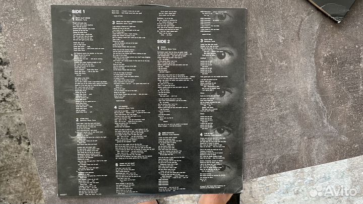 Винил Rainbow- Straight Between The Eyes (1982)