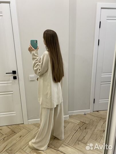 Вязаный костюм женский