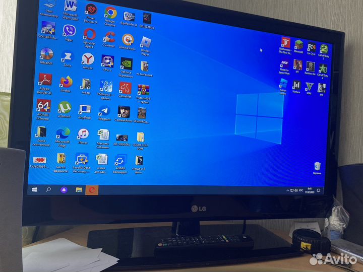Монитор LG 32 дюйма+телевизор