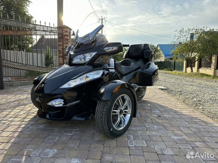 Трицикл brp can-am