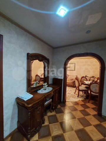 3-к. квартира, 70 м², 2/9 эт.